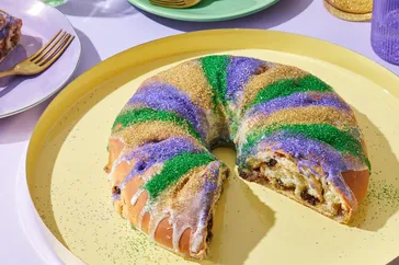Mardi Gras King Cake